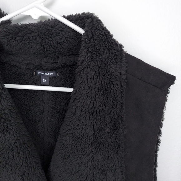 Stella & Dot Chalet Vest 2X Faux Fur Faux Suede Snap Button Vneck Collar Button - Picture 5 of 10